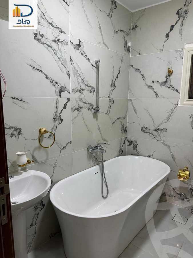 https://aqarmap.com.eg/en/listing/5674601-for-sale-cairo-new-cairo-el-ahyaa-fifth-neighborhood-akhnaton-st