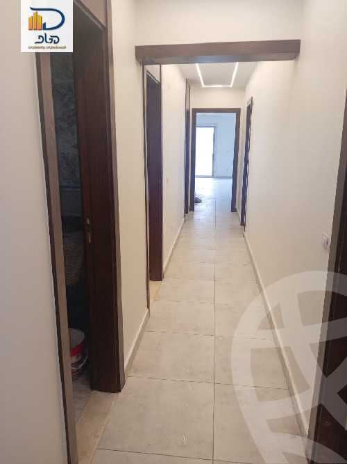 https://aqarmap.com.eg/ar/listing/5689000-for-rent-cairo-new-cairo-compounds-stwn-ryzydns-by-ar-y-llttwyr