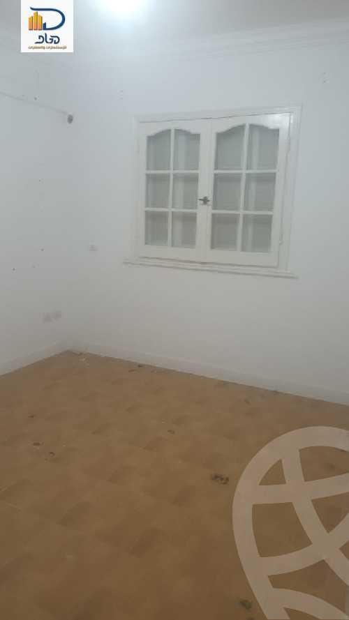 https://aqarmap.com.eg/ar/listing/5762893-for-sale-cairo-new-cairo-el-narges-el-narges-omarat-mohamed-sabry-abu-alam-st