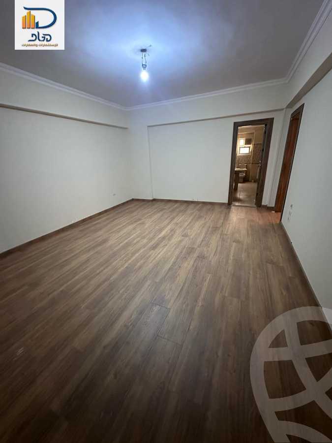 https://aqarmap.com.eg/en/listing/5801308-for-rent-cairo-new-cairo-el-ahyaa-fifth-neighborhood-street-28