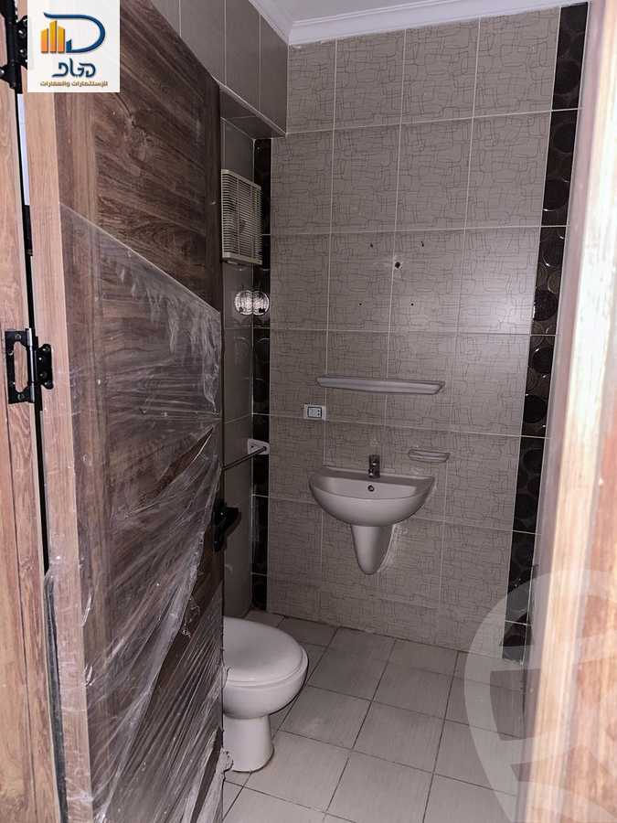 https://aqarmap.com.eg/en/listing/5801308-for-rent-cairo-new-cairo-el-ahyaa-fifth-neighborhood-street-28