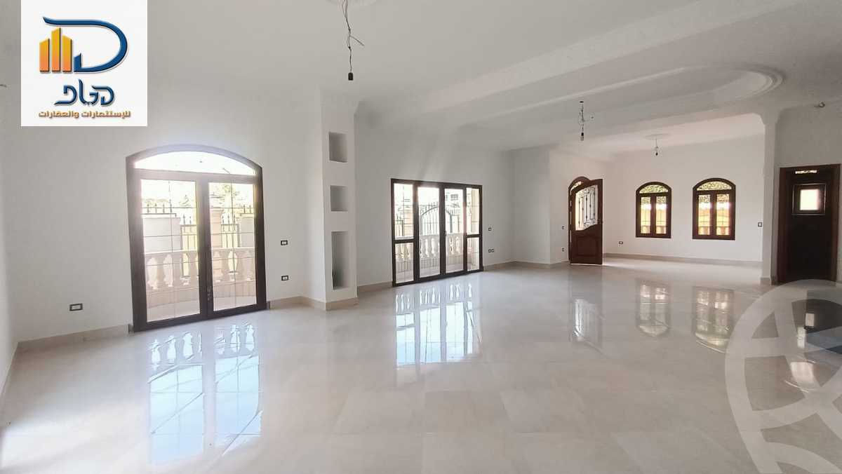 https://aqarmap.com.eg/ar/listing/5812025-for-rent-cairo-new-cairo-ganob-el-akadamiya-south-academy-a-zaid-ebn-haretha-st