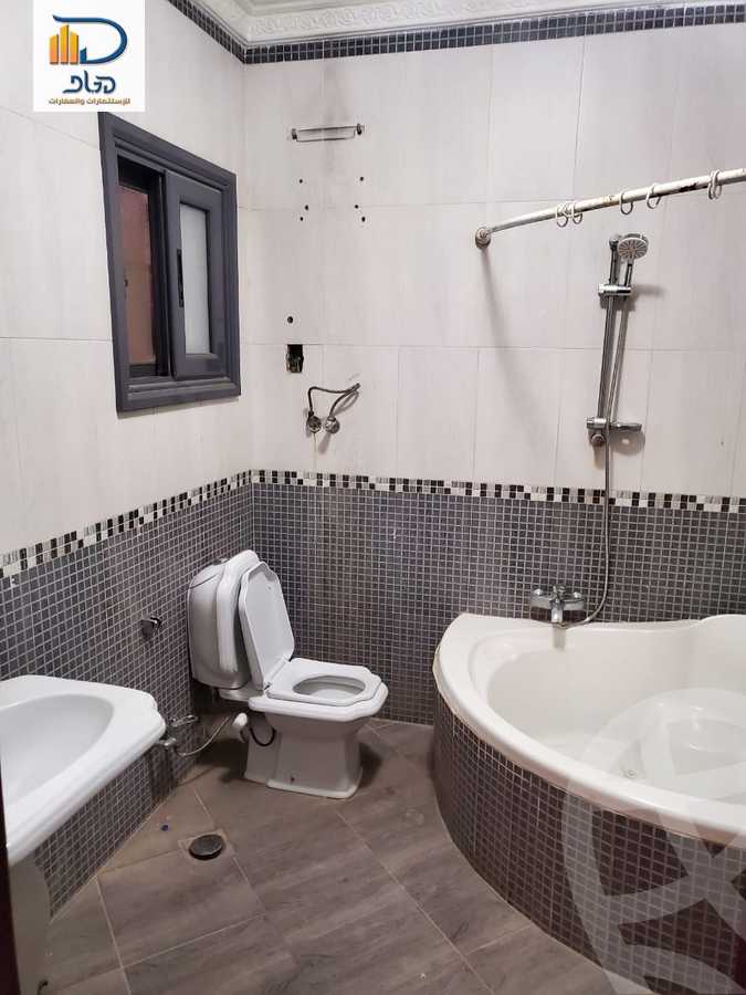 https://aqarmap.com.eg/en/listing/5812044-for-sale-cairo-new-cairo-el-ahyaa-fifth-neighborhood-akhnaton-st