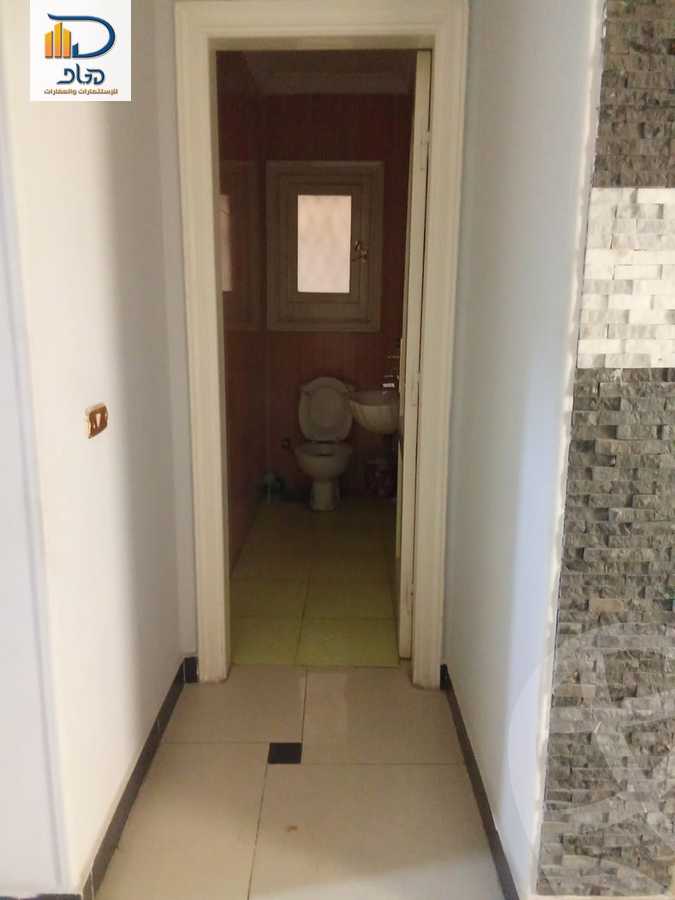 https://aqarmap.com.eg/ar/listing/5861001-for-rent-cairo-new-cairo-el-ahyaa-fifth-neighborhood-akhnaton-st