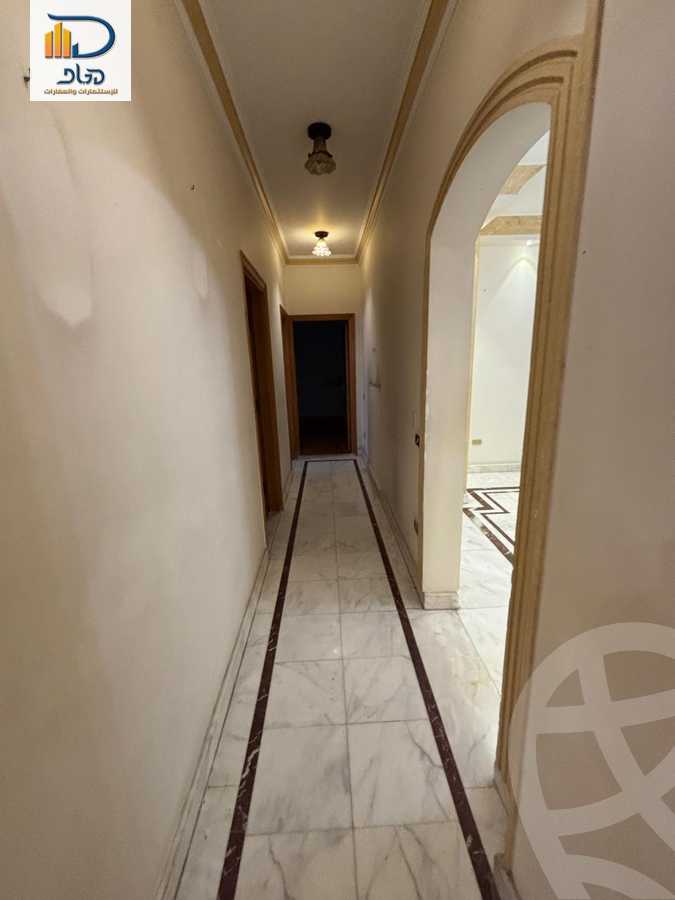https://aqarmap.com.eg/en/listing/5873387-for-sale-cairo-new-cairo-el-ahyaa-first-neighborhood-street-1