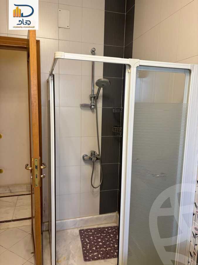 https://aqarmap.com.eg/en/listing/5873387-for-sale-cairo-new-cairo-el-ahyaa-first-neighborhood-street-1