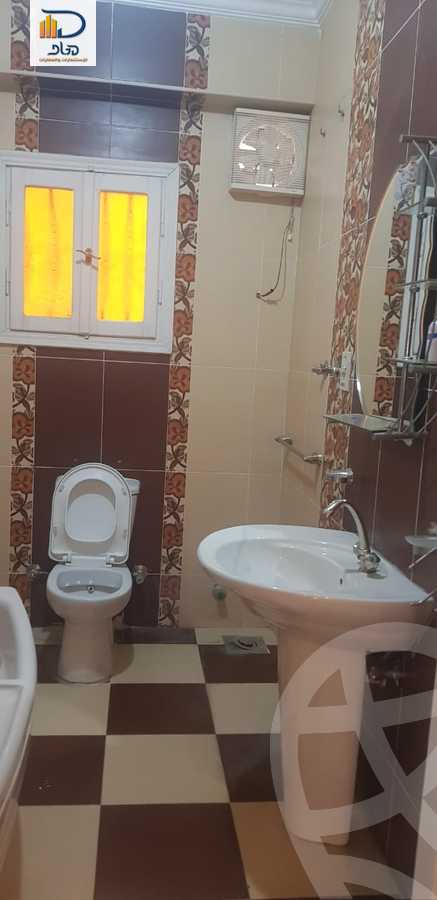 https://aqarmap.com.eg/en/listing/5877195-for-rent-cairo-new-cairo-el-ahyaa-first-neighborhood-street-1
