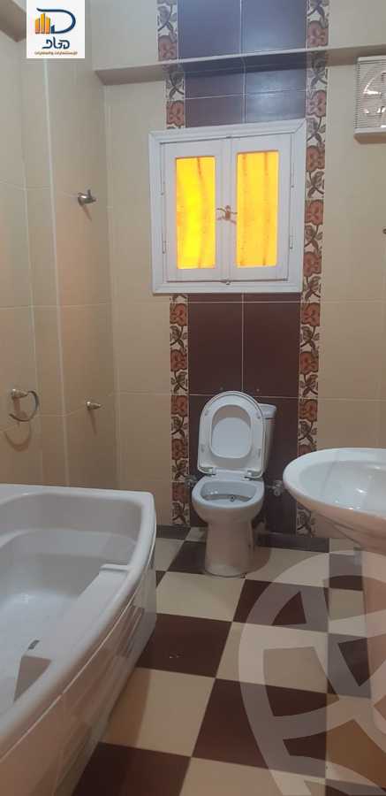 https://aqarmap.com.eg/en/listing/5877195-for-rent-cairo-new-cairo-el-ahyaa-first-neighborhood-street-1