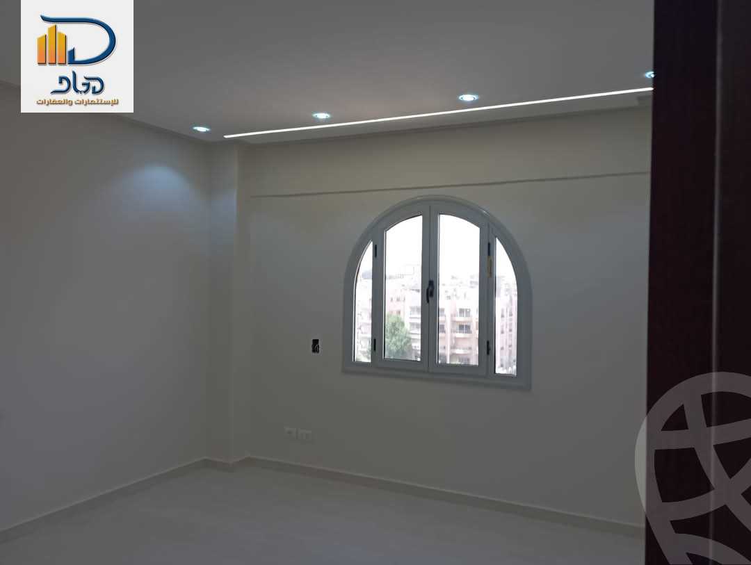 https://aqarmap.com.eg/ar/listing/5879590-for-rent-cairo-new-cairo-gharb-arabila-doctor-hani-maher-st