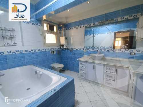 https://aqarmap.com.eg/en/listing/5891611-for-sale-cairo-new-cairo-first-settlement-mhwr-mstfy-kml