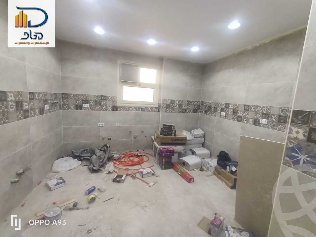 https://aqarmap.com.eg/ar/listing/5948506-for-rent-cairo-new-cairo-first-settlement-mhwr-mstfy-kml