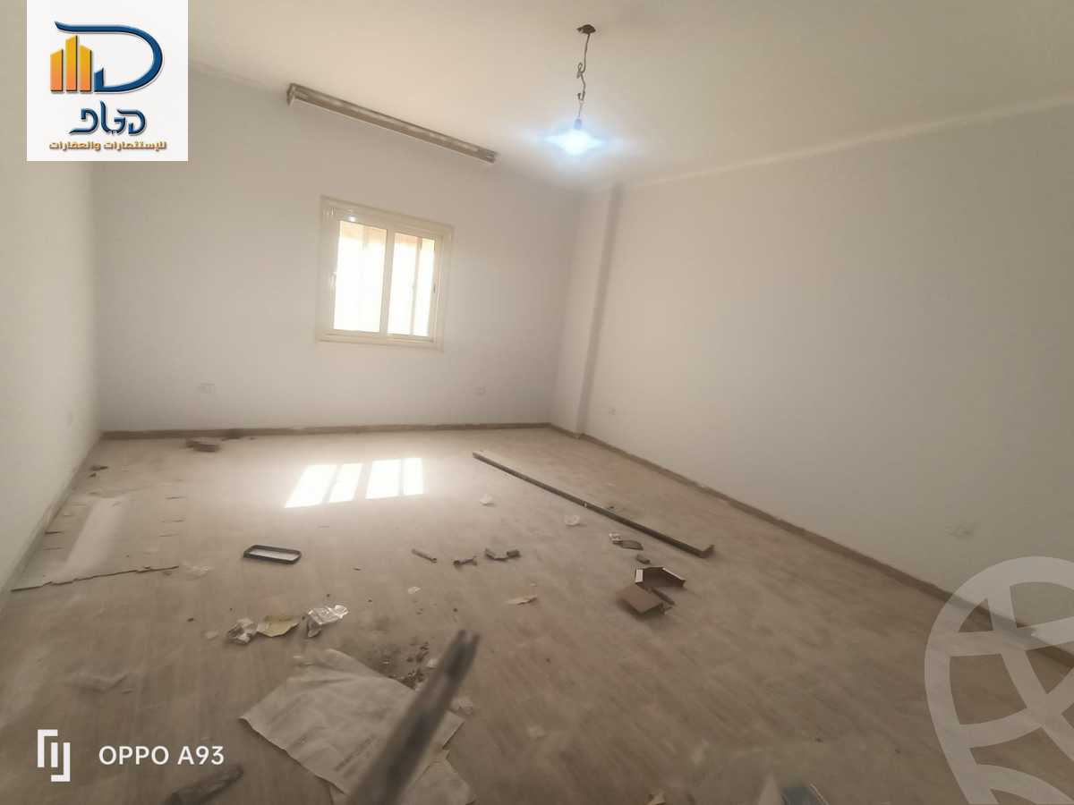 https://aqarmap.com.eg/ar/listing/5948506-for-rent-cairo-new-cairo-first-settlement-mhwr-mstfy-kml
