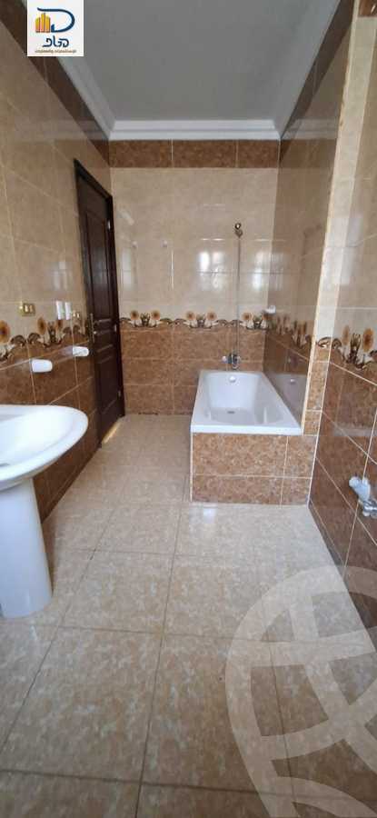 https://aqarmap.com.eg/en/listing/5948672-for-rent-cairo-new-cairo-sharq-el-akadamiya-al-tahrir-st