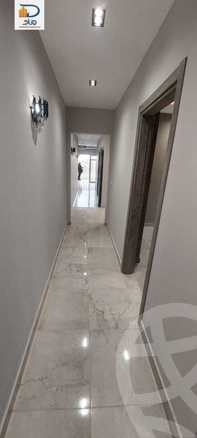 https://aqarmap.com.eg/ar/listing/5963817-for-rent-cairo-new-cairo-compounds-hyde-park-centre-ville-hyde-park