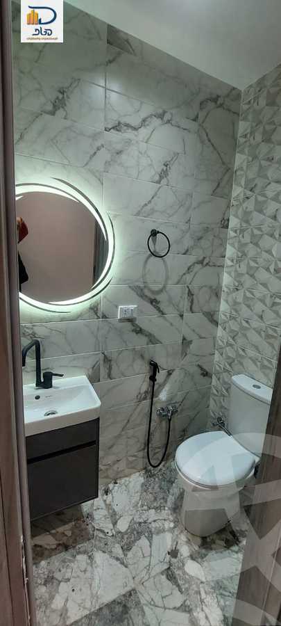 https://aqarmap.com.eg/ar/listing/5963817-for-rent-cairo-new-cairo-compounds-hyde-park-centre-ville-hyde-park