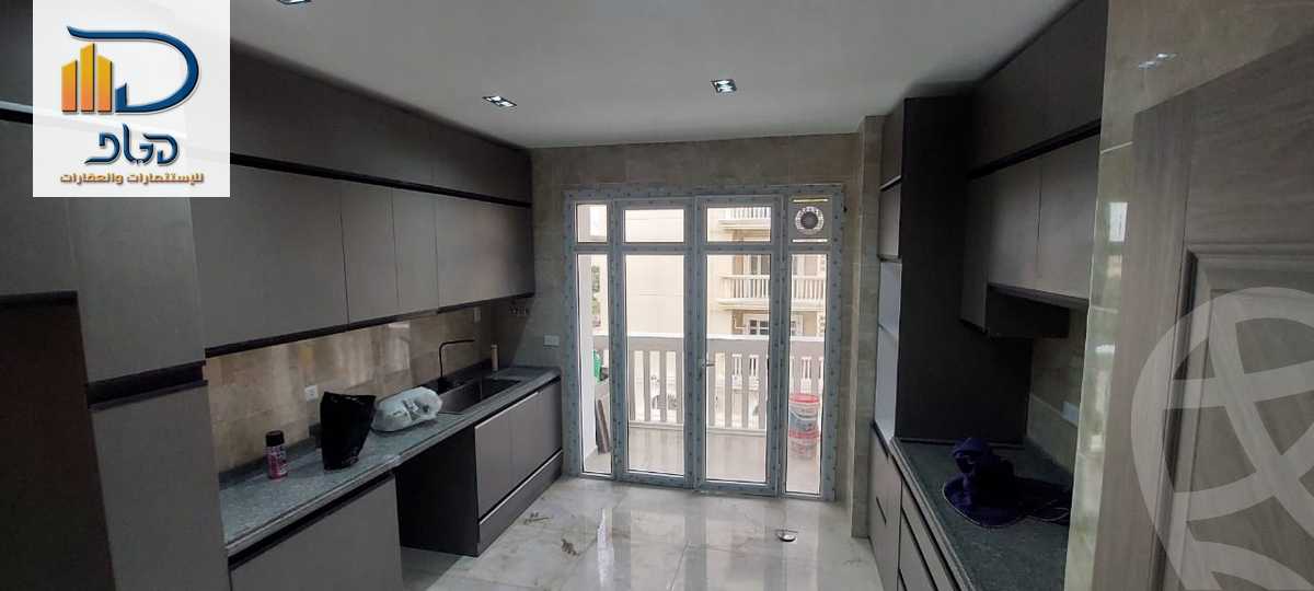 https://aqarmap.com.eg/ar/listing/5963817-for-rent-cairo-new-cairo-compounds-hyde-park-centre-ville-hyde-park