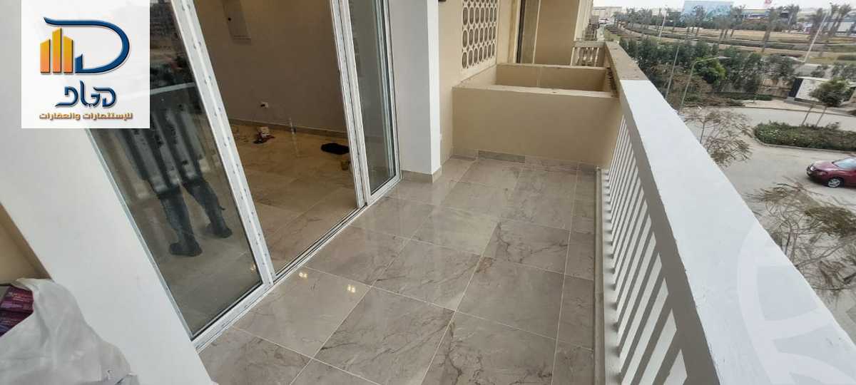 https://aqarmap.com.eg/ar/listing/5963817-for-rent-cairo-new-cairo-compounds-hyde-park-centre-ville-hyde-park