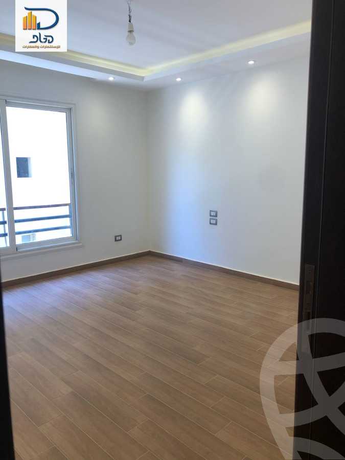 https://aqarmap.com.eg/en/listing/5984384-for-rent-cairo-new-cairo-compounds-the-square