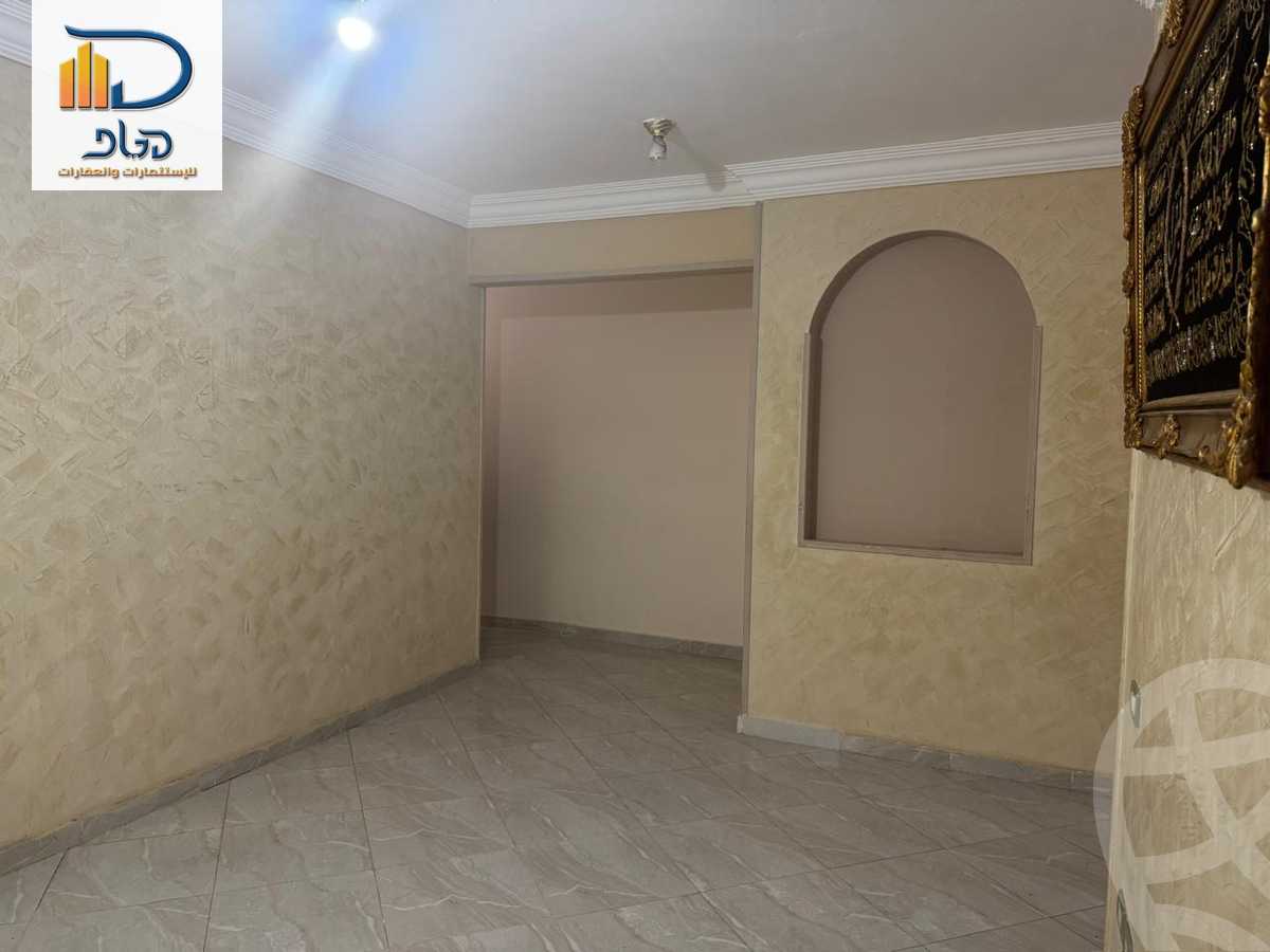 https://aqarmap.com.eg/ar/listing/6023261-for-rent-cairo-new-cairo-compounds-hadayek-el-fedaa