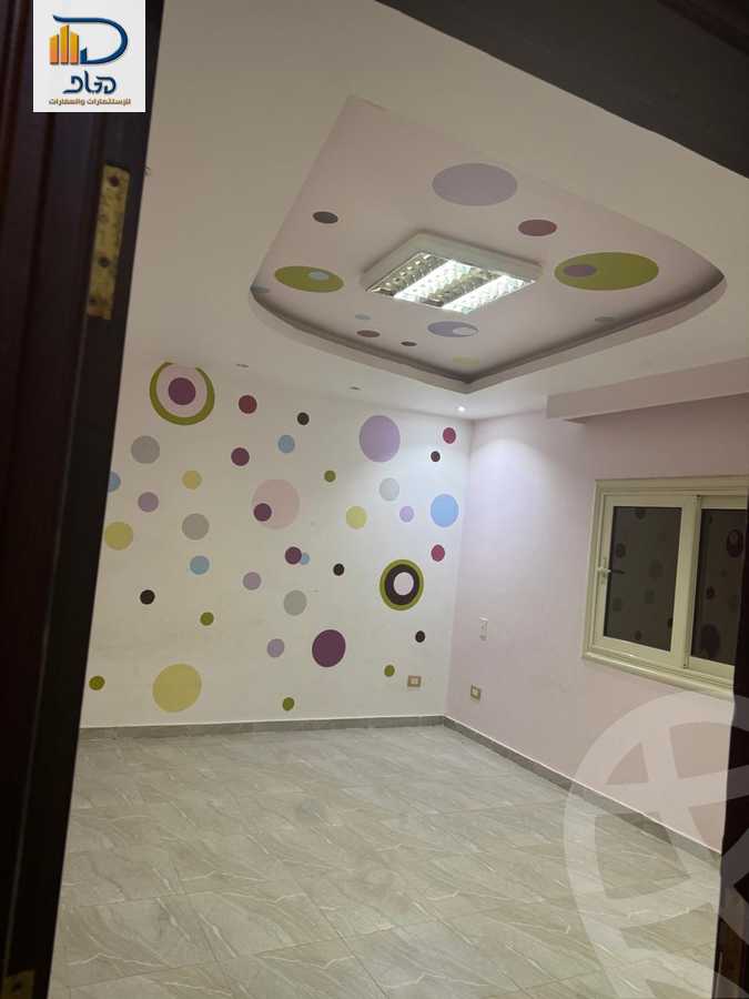 https://aqarmap.com.eg/ar/listing/6023261-for-rent-cairo-new-cairo-compounds-hadayek-el-fedaa