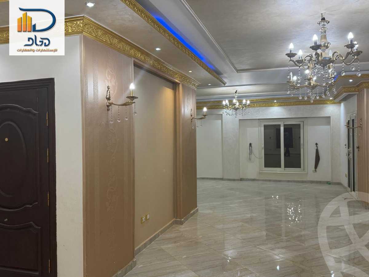 https://aqarmap.com.eg/ar/listing/6023261-for-rent-cairo-new-cairo-compounds-hadayek-el-fedaa