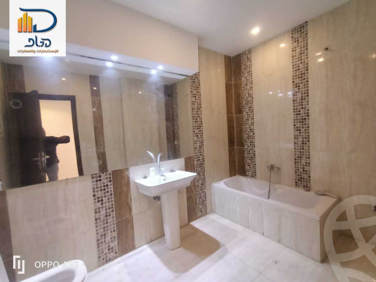https://aqarmap.com.eg/en/listing/6023466-for-rent-cairo-new-cairo-first-settlement-mhwr-mstfy-kml