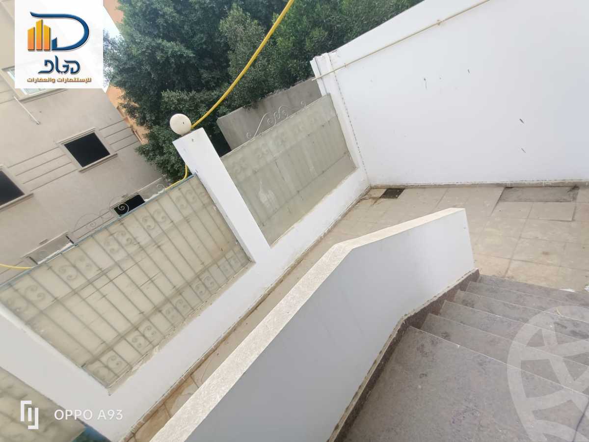 https://aqarmap.com.eg/en/listing/6023466-for-rent-cairo-new-cairo-first-settlement-mhwr-mstfy-kml