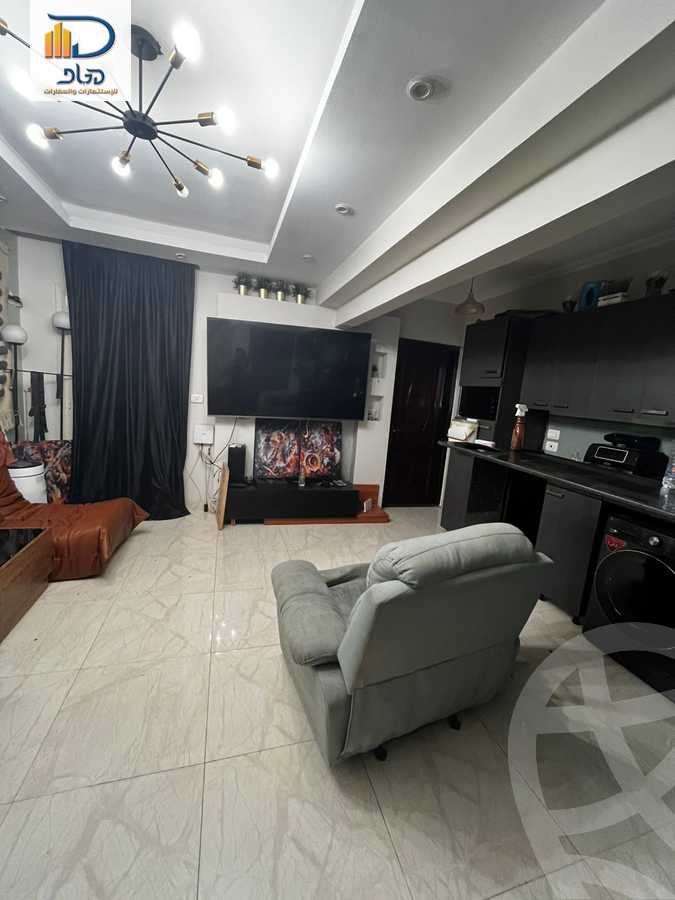 https://aqarmap.com.eg/en/listing/6046657-for-rent-cairo-new-cairo-compounds-dorat-el-kahera