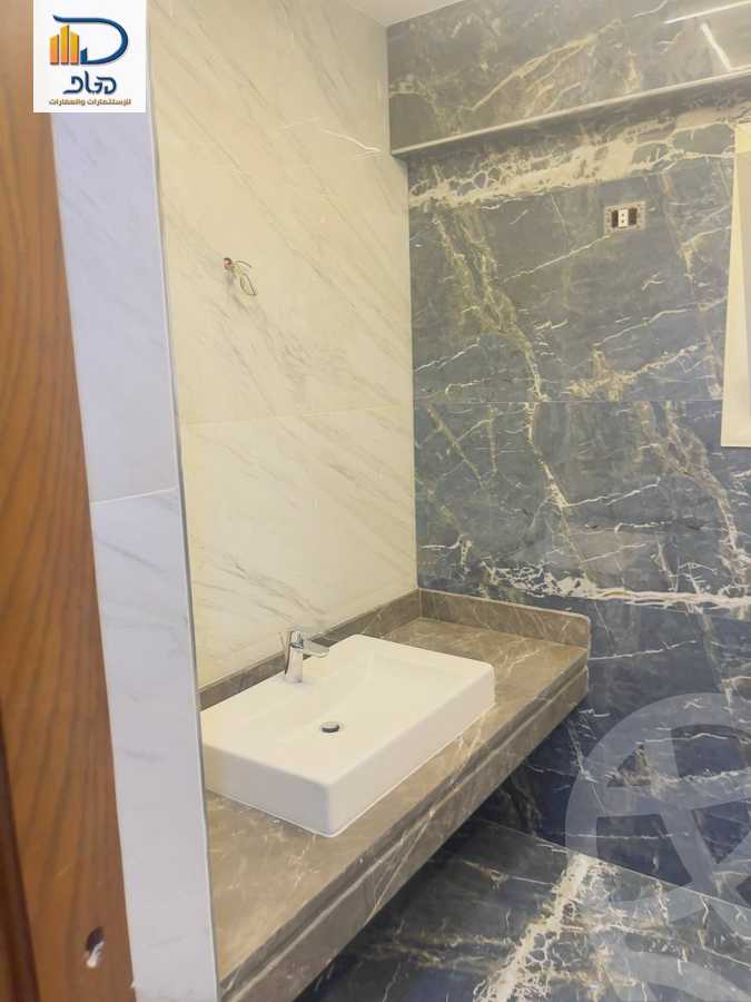 https://aqarmap.com.eg/en/listing/6065936-for-sale-cairo-new-cairo-ganob-el-akadamiya-south-academy-d-khaled-ibn-el-waleed-st