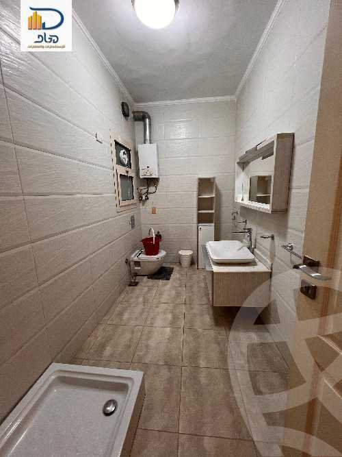 https://aqarmap.com.eg/en/listing/6081575-for-rent-cairo-new-cairo-compounds-kmbwnd-lfy-12-m-mr-lshrf