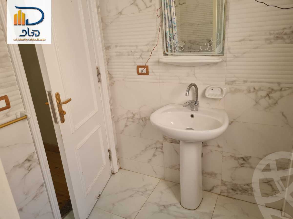https://aqarmap.com.eg/ar/listing/6086071-for-rent-cairo-new-cairo-sharq-el-akadamiya-al-tahrir-st