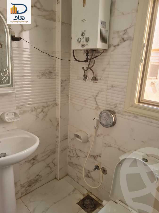 https://aqarmap.com.eg/ar/listing/6086071-for-rent-cairo-new-cairo-sharq-el-akadamiya-al-tahrir-st