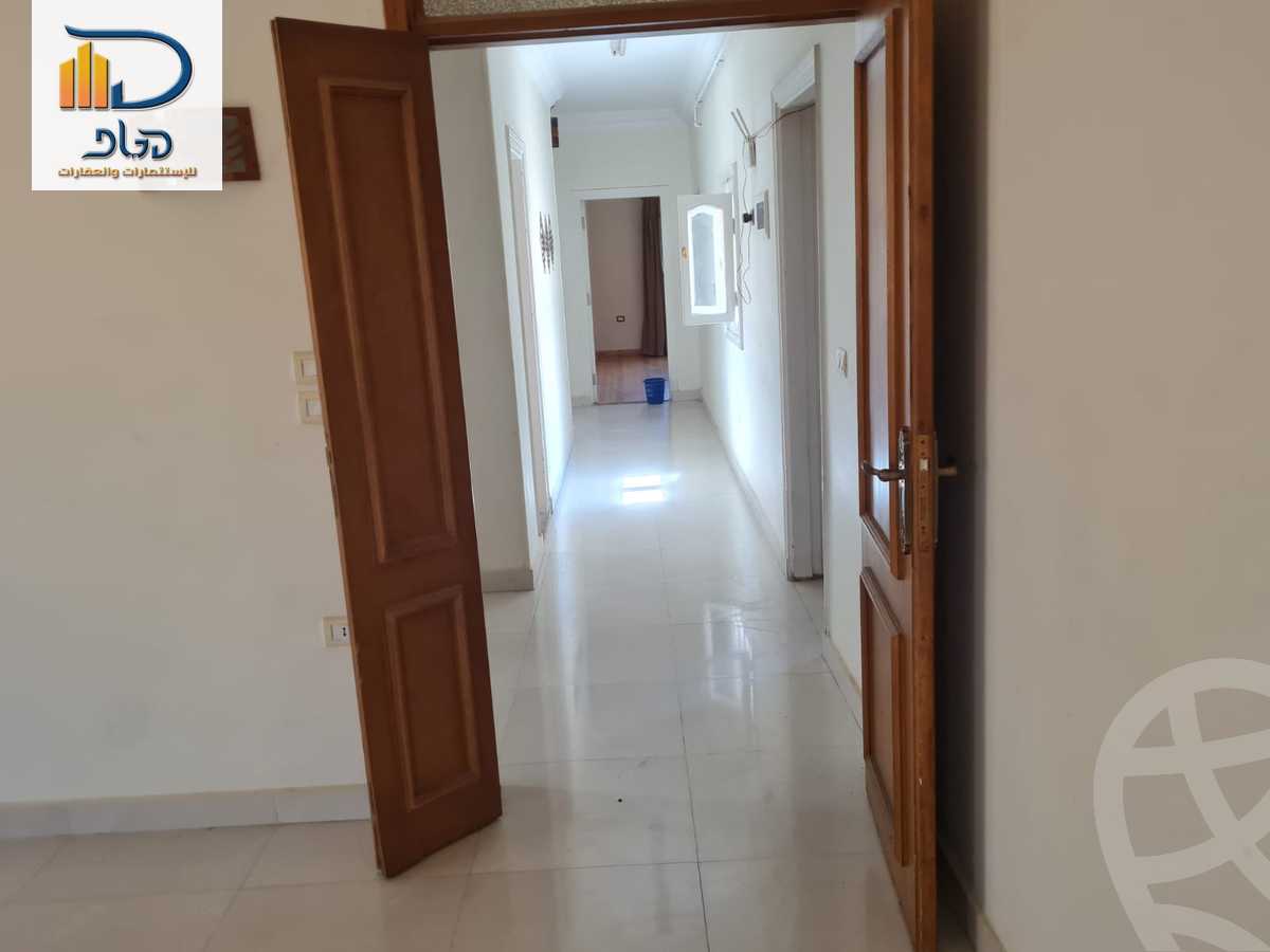 https://aqarmap.com.eg/ar/listing/6086071-for-rent-cairo-new-cairo-sharq-el-akadamiya-al-tahrir-st