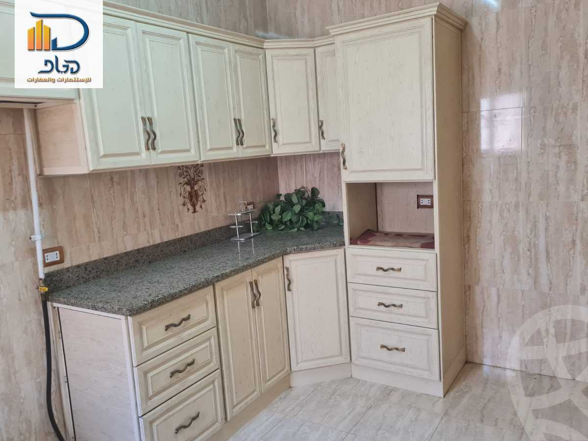 https://aqarmap.com.eg/ar/listing/6086071-for-rent-cairo-new-cairo-sharq-el-akadamiya-al-tahrir-st