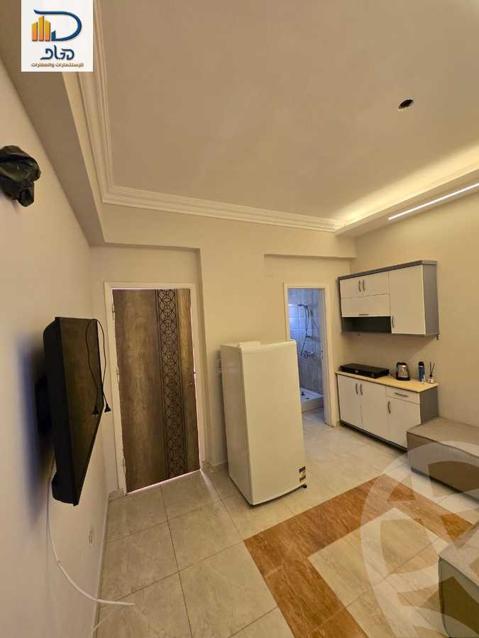 https://aqarmap.com.eg/en/listing/6152342-for-rent-cairo-new-cairo-first-settlement-mhwr-mstfy-kml