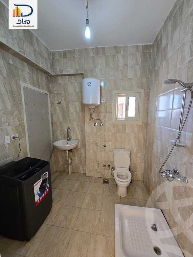 https://aqarmap.com.eg/en/listing/6152342-for-rent-cairo-new-cairo-first-settlement-mhwr-mstfy-kml