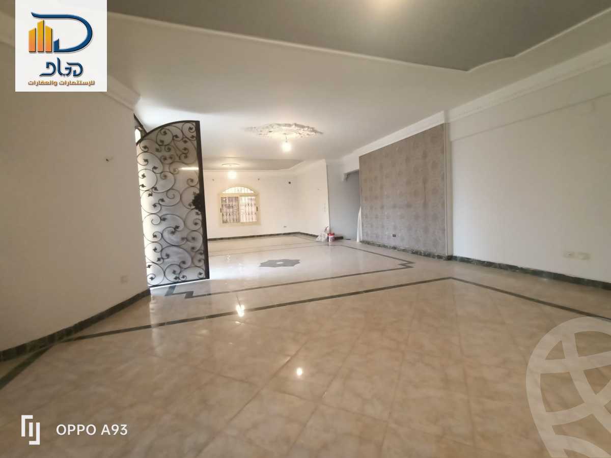 https://aqarmap.com.eg/en/listing/6166278-for-rent-cairo-new-cairo-first-settlement-mhwr-mstfy-kml