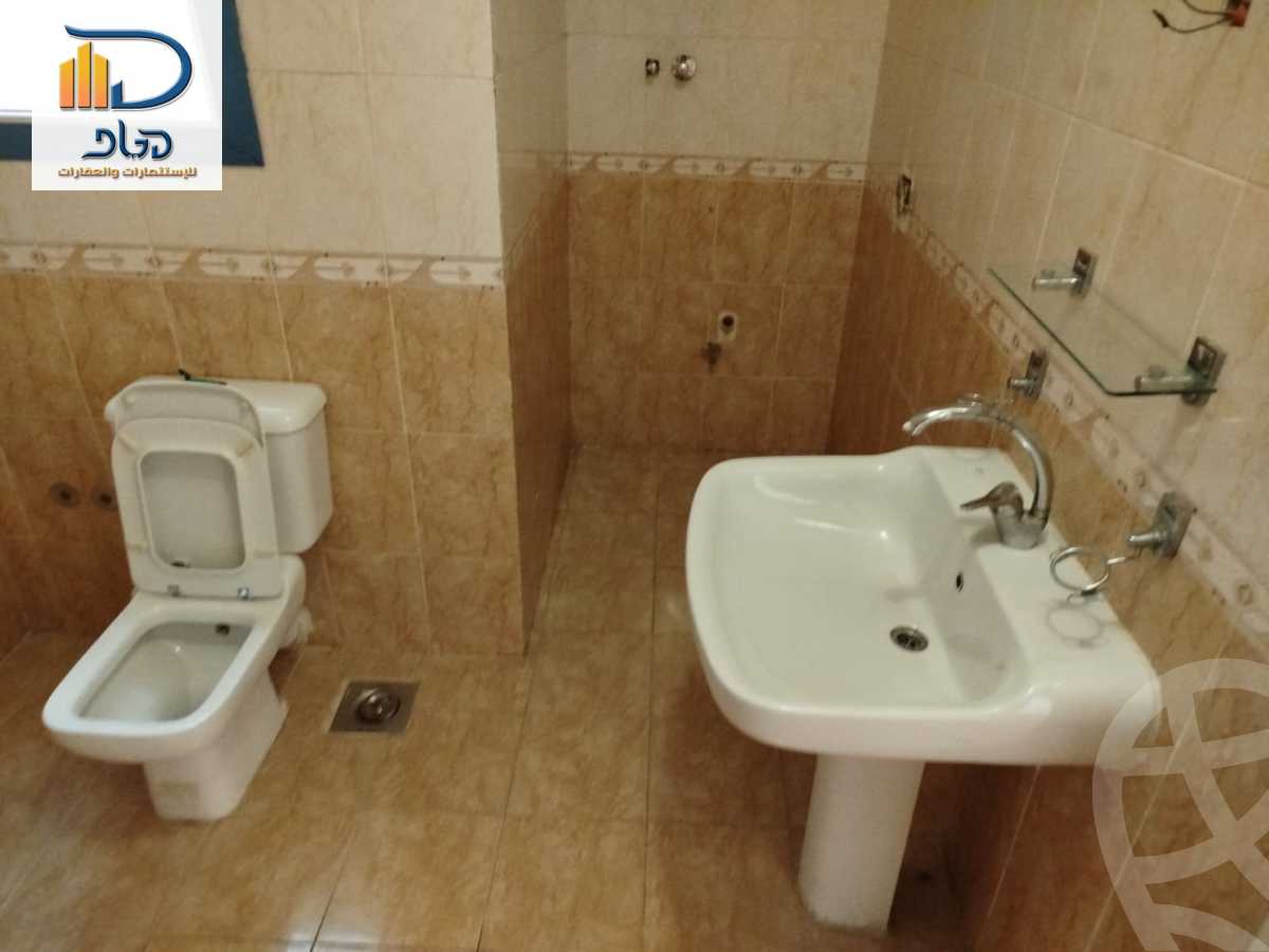https://aqarmap.com.eg/ar/listing/6166825-for-rent-cairo-new-cairo-el-narges-el-narges-7-naguib-el-rihani-st