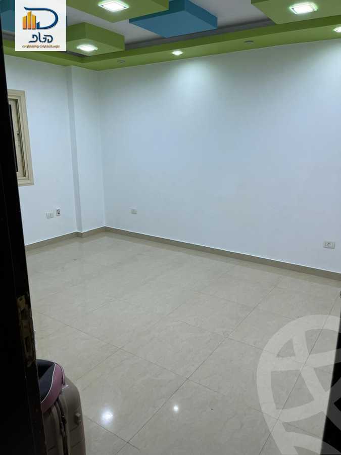 https://aqarmap.com.eg/ar/listing/6181654-for-rent-cairo-new-cairo-el-banafsg-el-banafsag-7-abdullah-mosalamy-st