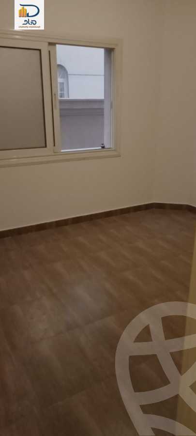 https://aqarmap.com.eg/ar/listing/6184508-for-rent-cairo-new-cairo-sharq-el-akadamiya-al-tahrir-st