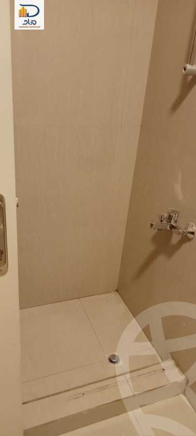 https://aqarmap.com.eg/ar/listing/6184508-for-rent-cairo-new-cairo-sharq-el-akadamiya-al-tahrir-st
