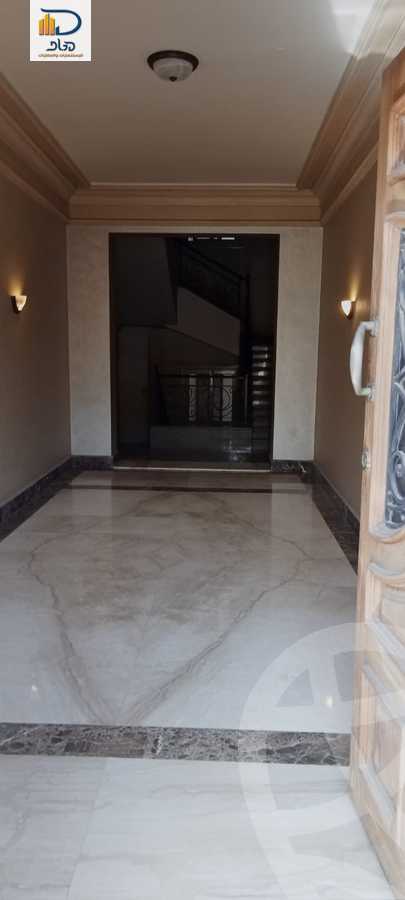 https://aqarmap.com.eg/ar/listing/6184508-for-rent-cairo-new-cairo-sharq-el-akadamiya-al-tahrir-st