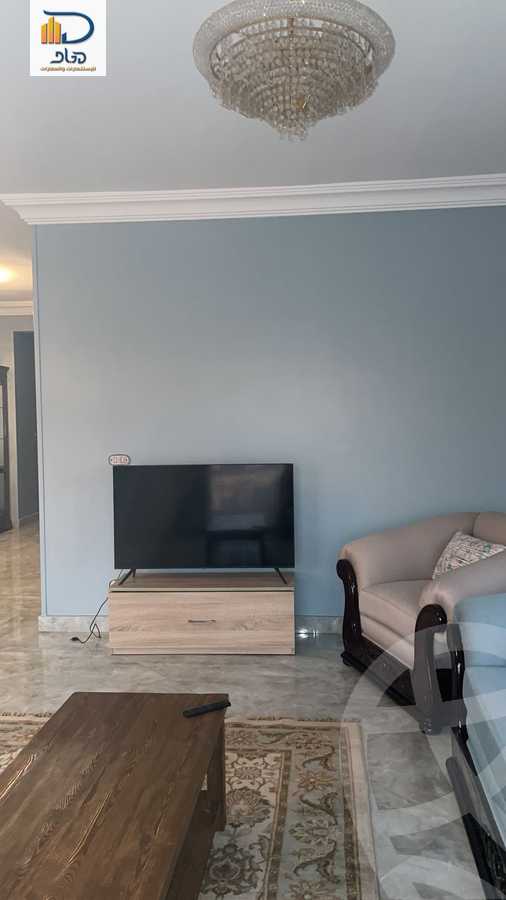 https://aqarmap.com.eg/ar/listing/6206863-for-rent-cairo-new-cairo-first-settlement-mhwr-mstfy-kml