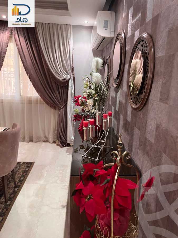https://aqarmap.com.eg/ar/listing/6212502-for-rent-cairo-new-cairo-el-ahyaa-fifth-neighborhood-street-28