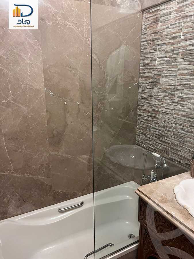 https://aqarmap.com.eg/ar/listing/6212502-for-rent-cairo-new-cairo-el-ahyaa-fifth-neighborhood-street-28