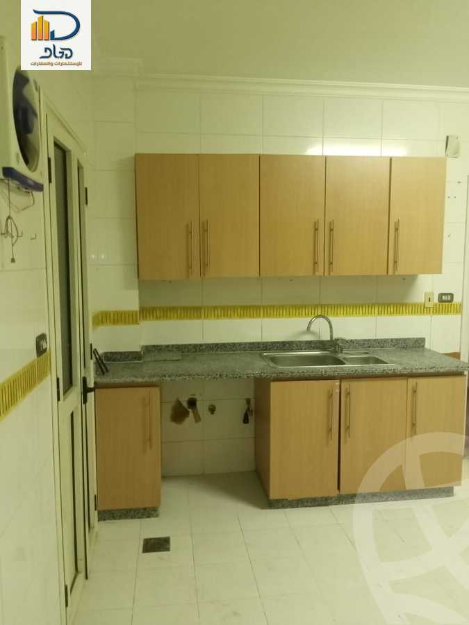 https://aqarmap.com.eg/ar/listing/6213560-for-rent-cairo-new-cairo-el-ahyaa-fifth-neighborhood-block-37
