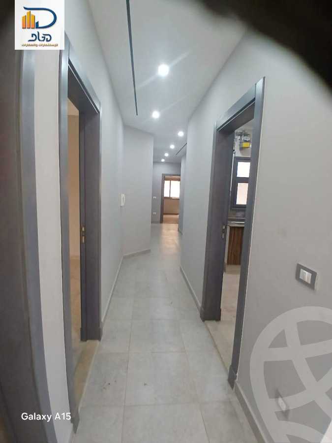 https://aqarmap.com.eg/ar/listing/6215820-for-rent-cairo-new-cairo-first-settlement-mhwr-mstfy-kml