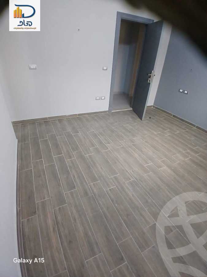 https://aqarmap.com.eg/ar/listing/6215820-for-rent-cairo-new-cairo-first-settlement-mhwr-mstfy-kml