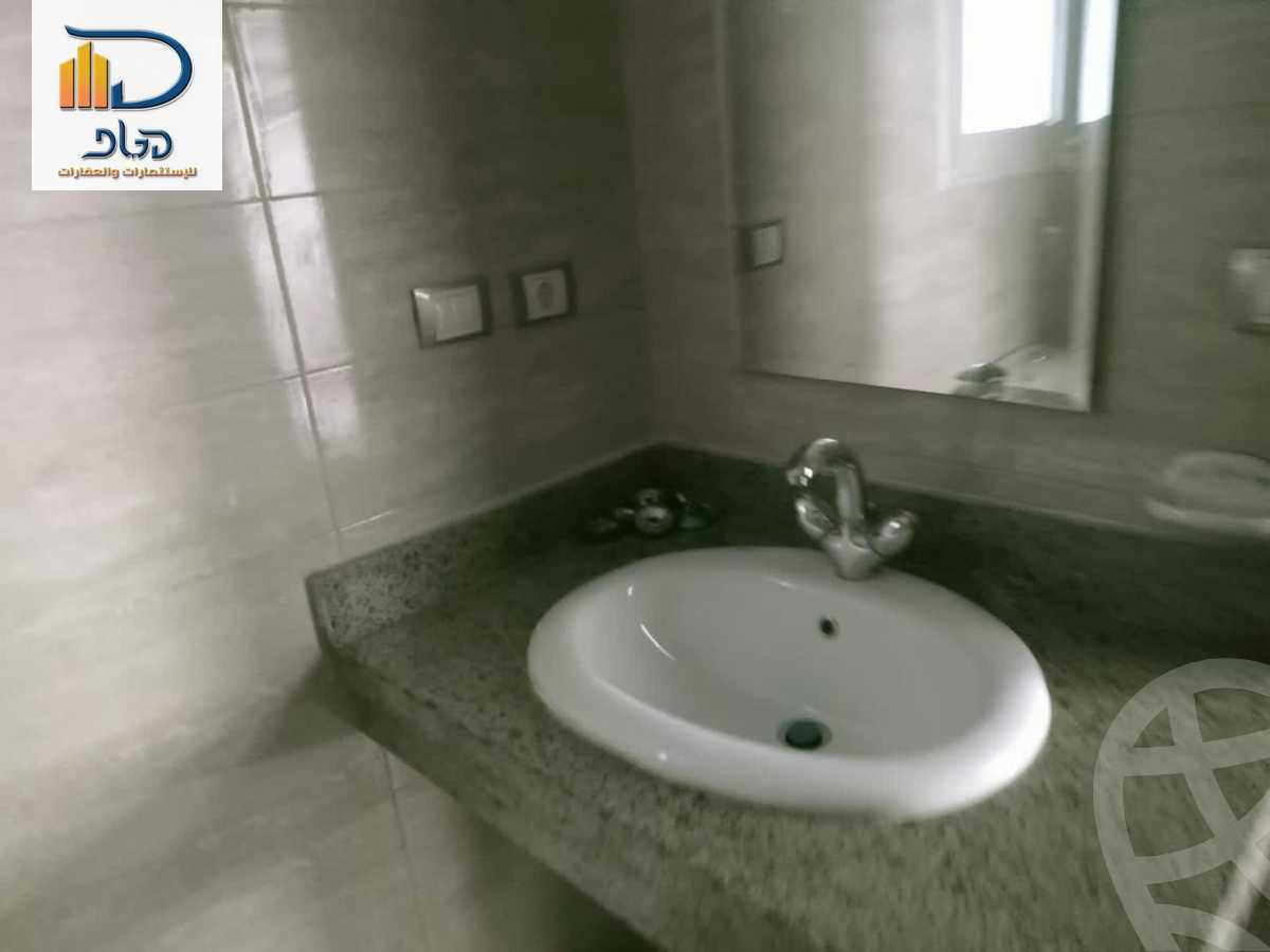 https://aqarmap.com.eg/en/listing/6216421-for-rent-cairo-new-cairo-compounds-jyd