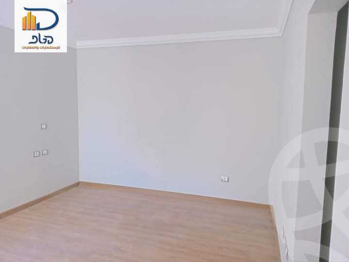 https://aqarmap.com.eg/ar/listing/6233697-for-rent-cairo-new-cairo-compounds-jyd